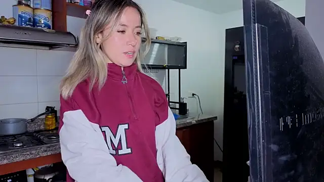 Nicky_sexfire élő XXX-chatje