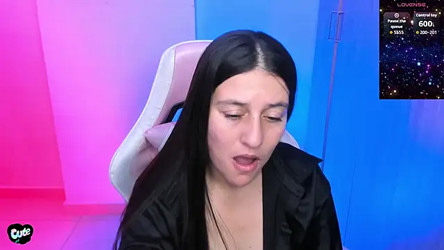 Chat +18 de Saskyaa ao vivo