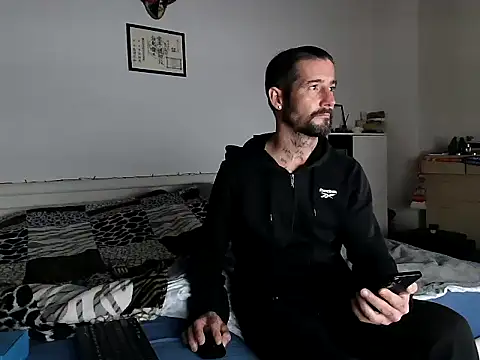 Shotokaner webkamerás műsora