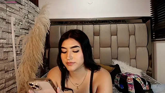 Charlie_Henker Chat XXX in diretta