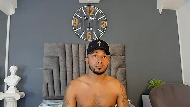 Robin_Rief live XXX chat
