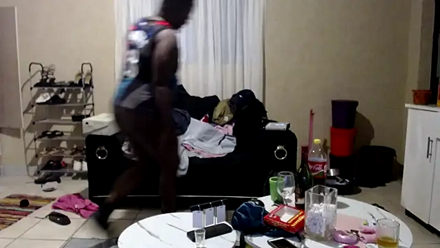 ThamiXX Webcam-Show