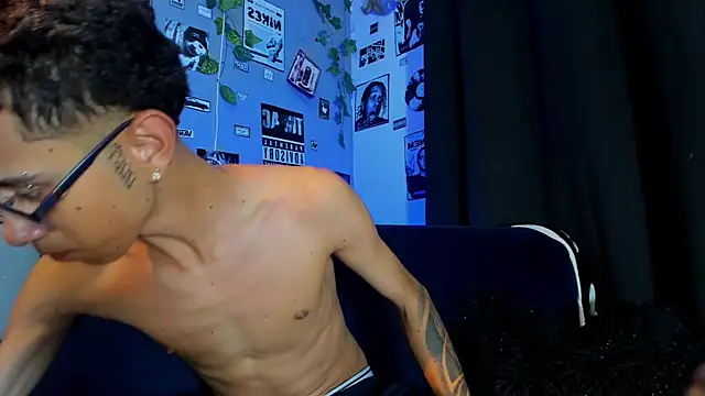 asher_lux Webcam Show
