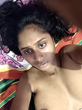 Chat XXX en directo de Priya_bby_01
