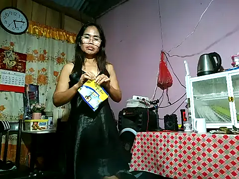 hot_bella11: απευθείας συνομιλία ΧΧΧ