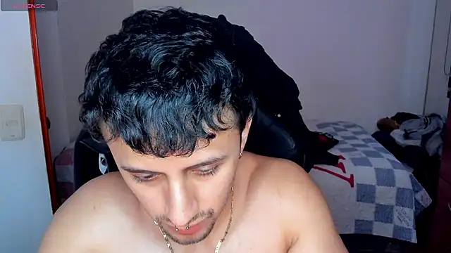 Chat XXX Live Tommy_Bred