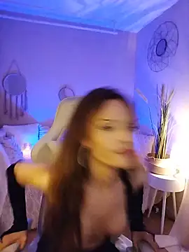 Pokazy przed kamerką – Luna_Kitanna