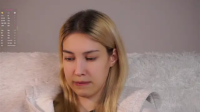 AngelicRice Adlı Modelin Canlı XXX Sohbeti