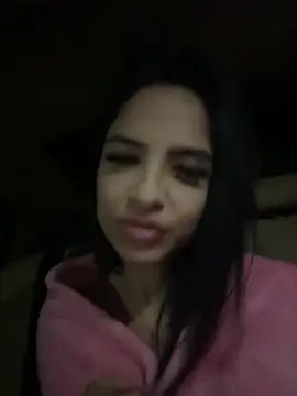 Evelin199's Live XXX Chat