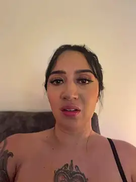 EmmyEvans1 – Live XXX-chat