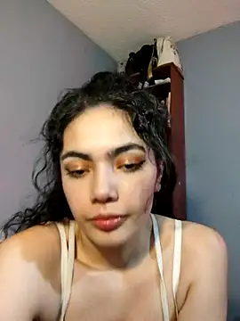 Karina_Mon Live XXX-chat