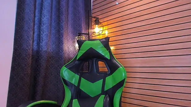دردشة TheBatMansion الجنسية المباشرة