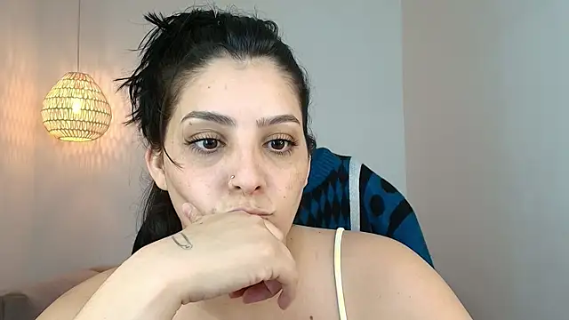 YummyAnna_ 라이브 XXX 채팅