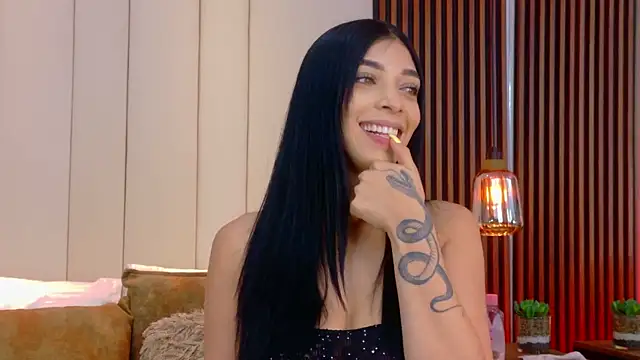 Chat +18 de AshleyBaker1 ao vivo