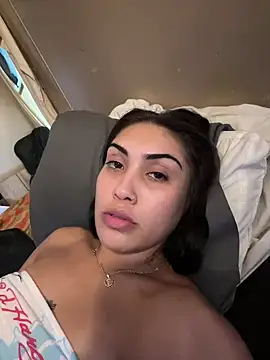 Czat XXX na żywo – Camilaaaice