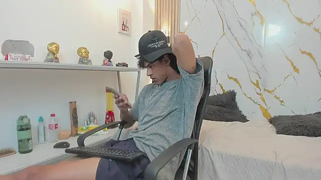 Živý XXX chat Zayn_Fox32
