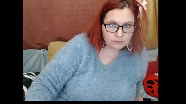 PlayfullMature Chat XXX in diretta