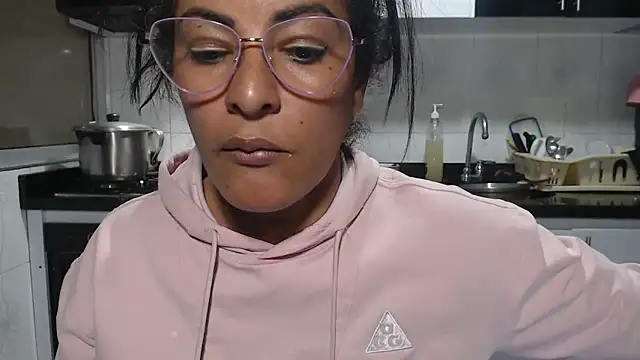 Онлайн чат XXX kateleyagrey