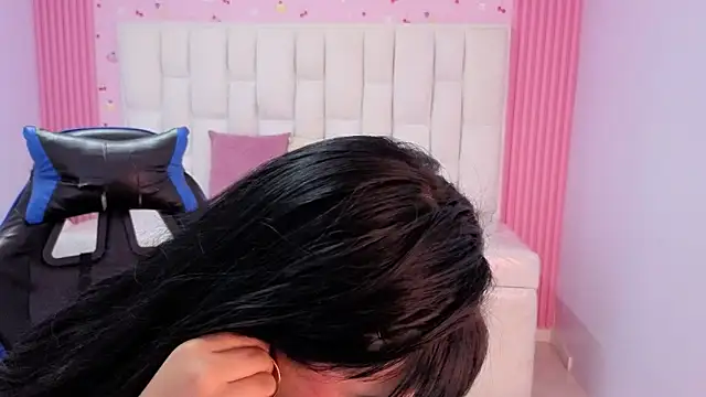 sarita_09_s' Live XXX Chat