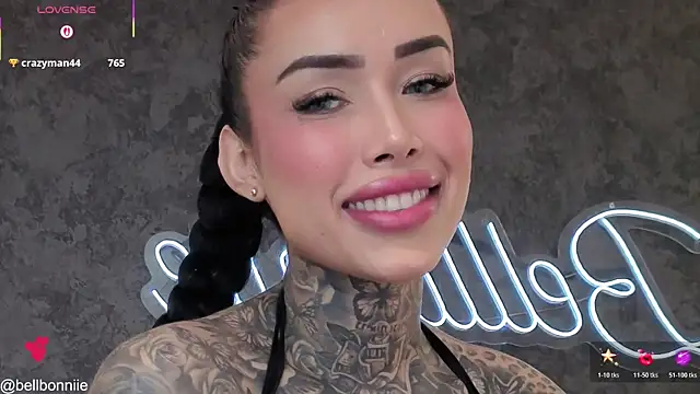belllbonniie Show in webcam