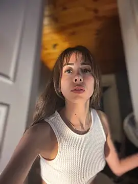 lauravasquez Adlı Modelin Canlı XXX Sohbeti