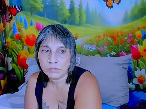 indianroxy: απευθείας συνομιλία ΧΧΧ
