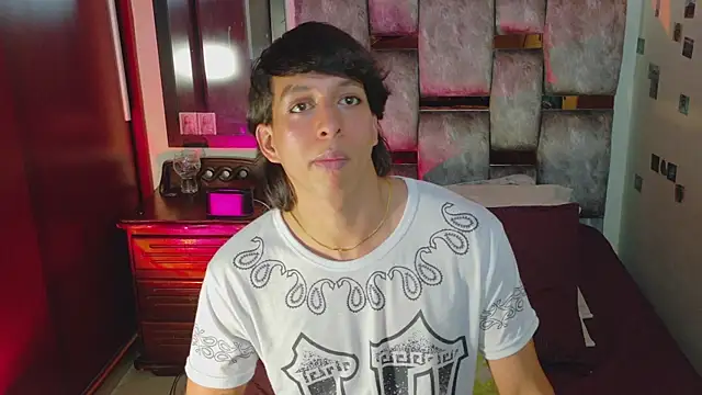 Chat XXX en directo de DannyPhantom555