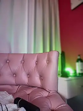 LeylaKnox's Live XXX Chat