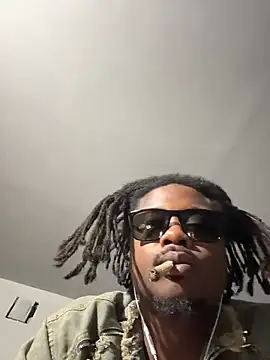 MIGHTYDEMONXXX's Live XXX Chat