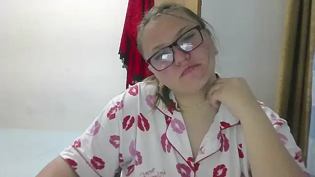 Chat +18 de MuseChic_Wild ao vivo