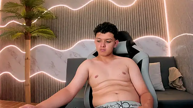 TiagoRussh Webcam Show
