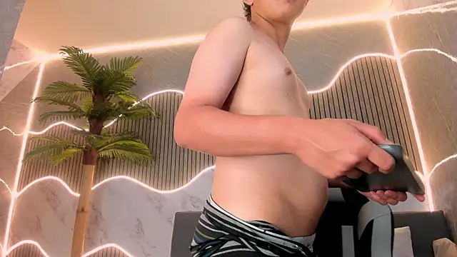 TiagoRussh Webcamshow