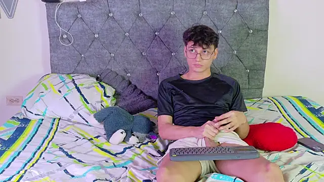 logan_andrew Webcam show