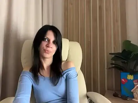 InjaAtHome – Kamerová šou