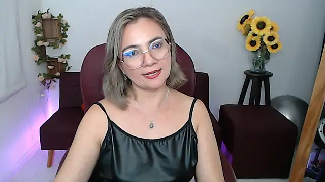 Chatroom XXX en direct de ana_milf