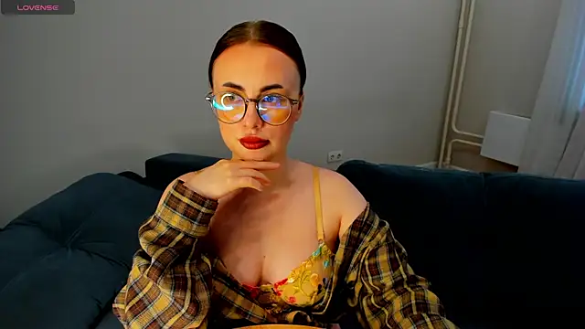 MewStella Chat XXX live