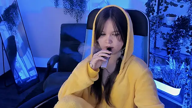 Chat +18 de Elainebeness ao vivo
