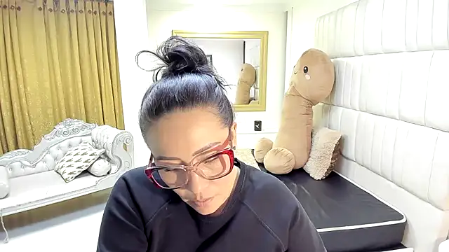 Chat +18 de gaby_trent ao vivo