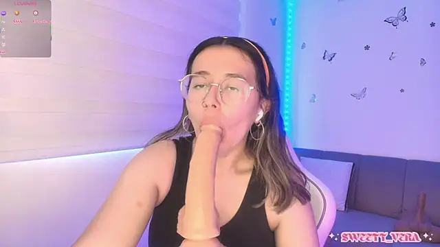 sweettvera Live XXX-chat