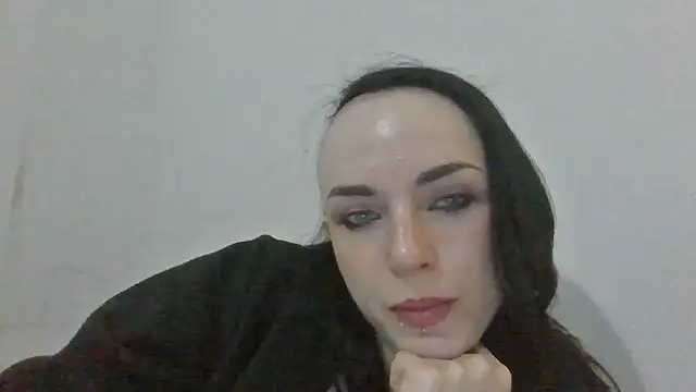 XXX chat uživo modela Trinsy_Love