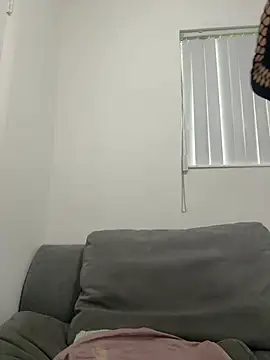 brookehoneynina: διαδικτυακό σόου στην κάμερα