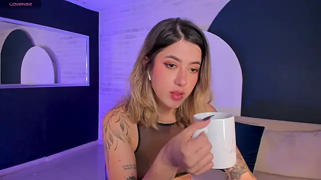 EveBensonX 라이브 XXX 채팅