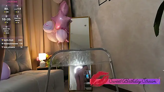 XXX chat uživo modela serinella_