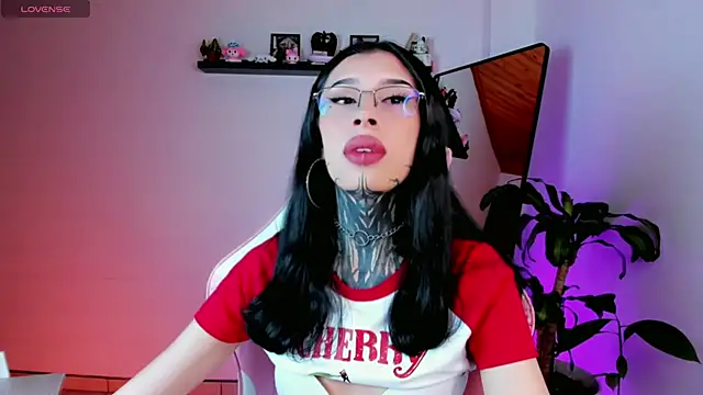 kali_ka_ Adlı Modelin Canlı XXX Sohbeti