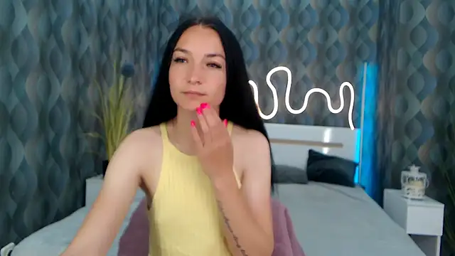 Yr_Shy_Bae's Live XXX Chat
