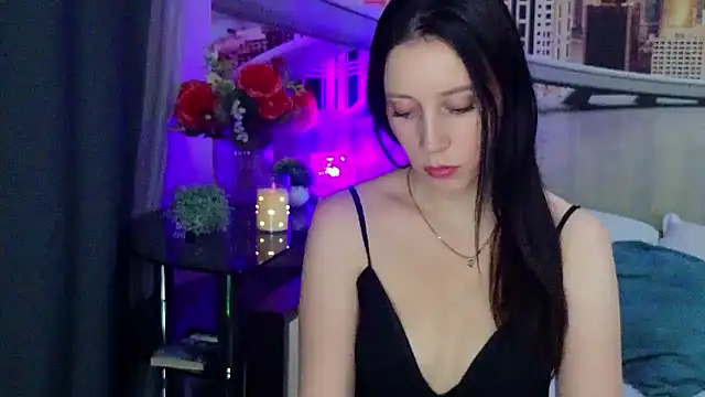 MonicaSweetx Chat XXX in diretta