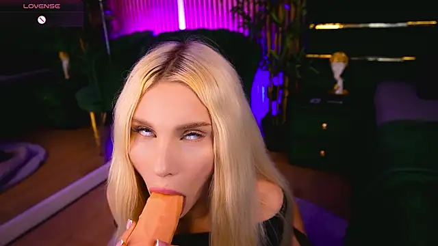 BarbieKara Webcam Show