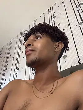 Chatroom XXX en direct de Alex_Bloom