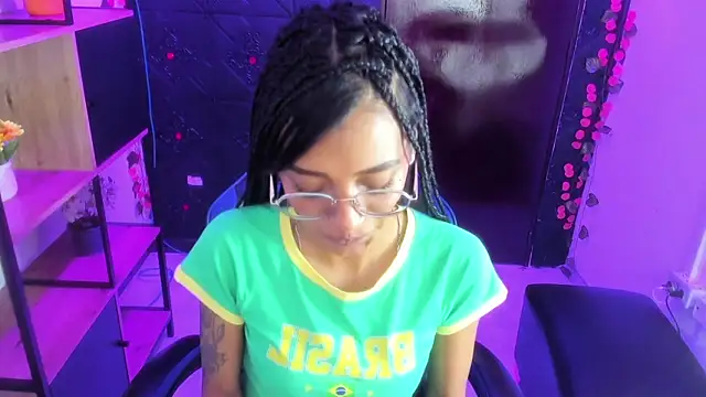 KarlaSlutSkinny__'s Live XXX Chat