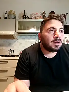 bear_skinny: απευθείας συνομιλία ΧΧΧ